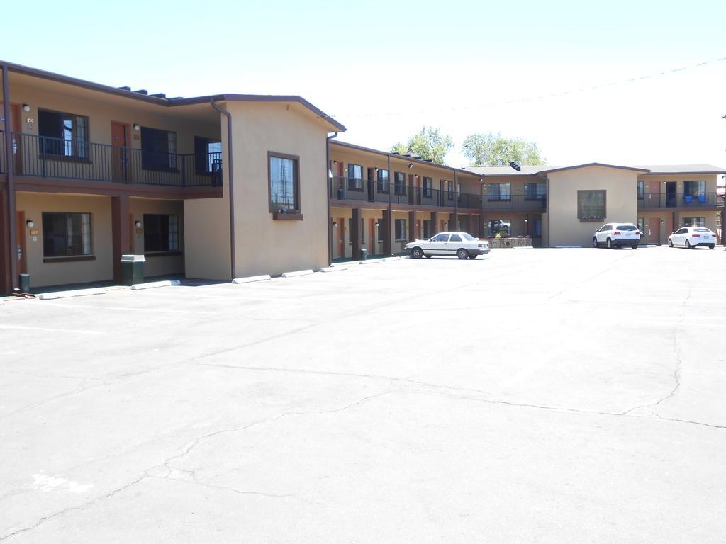 Howard Johnson By Wyndham Flagstaff University West Ngoại thất bức ảnh