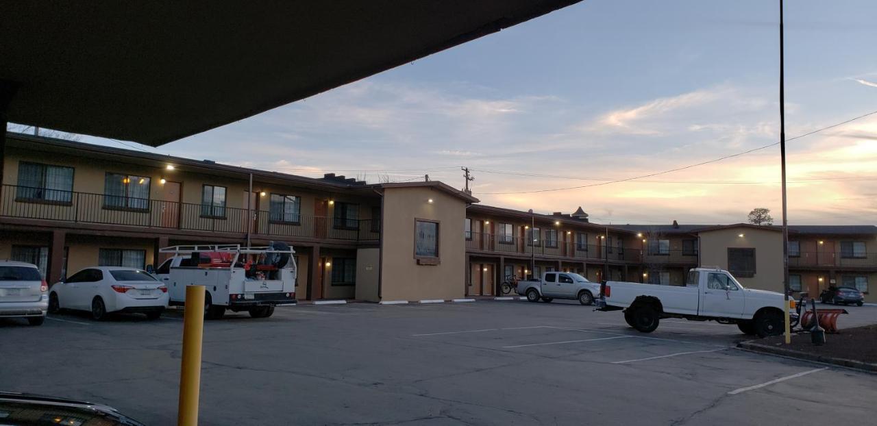 Howard Johnson By Wyndham Flagstaff University West Ngoại thất bức ảnh